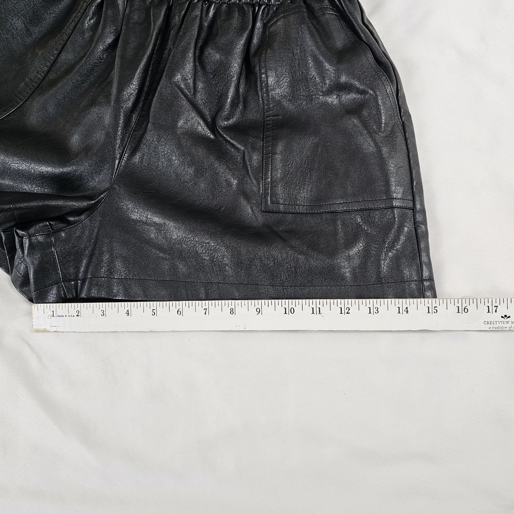 Black Faux Leather Paperbag High Waisted Shorts Womens 2X Wide Leg Trouser - Picture 6 of 7
